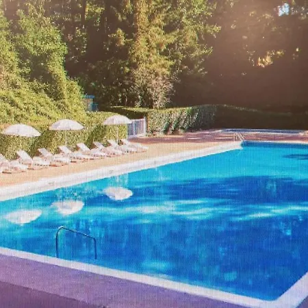 Camping des roches Saint-Chéron