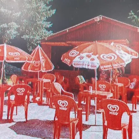 Camping Camping des roches Saint-Chéron